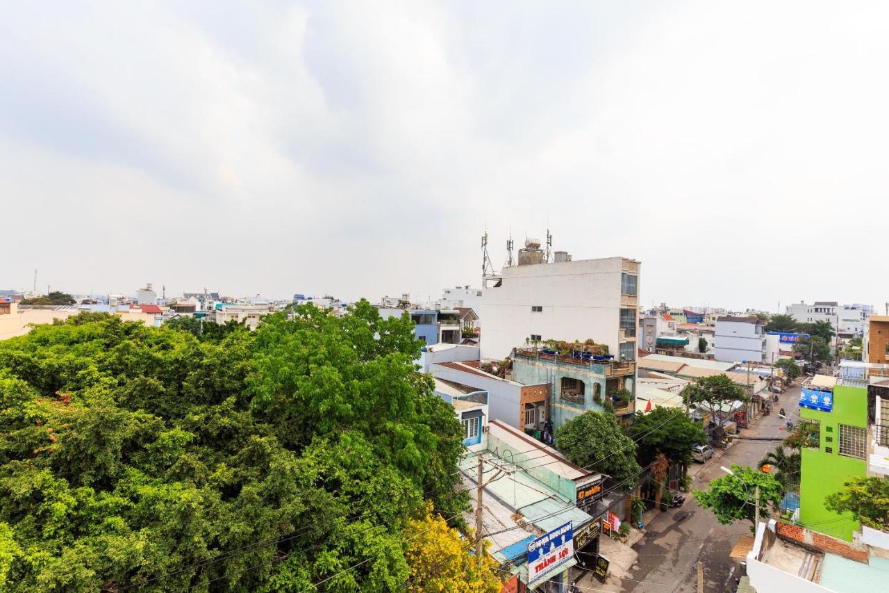Oyo 424 Minh Anh Hotel Хошимин Экстерьер фото